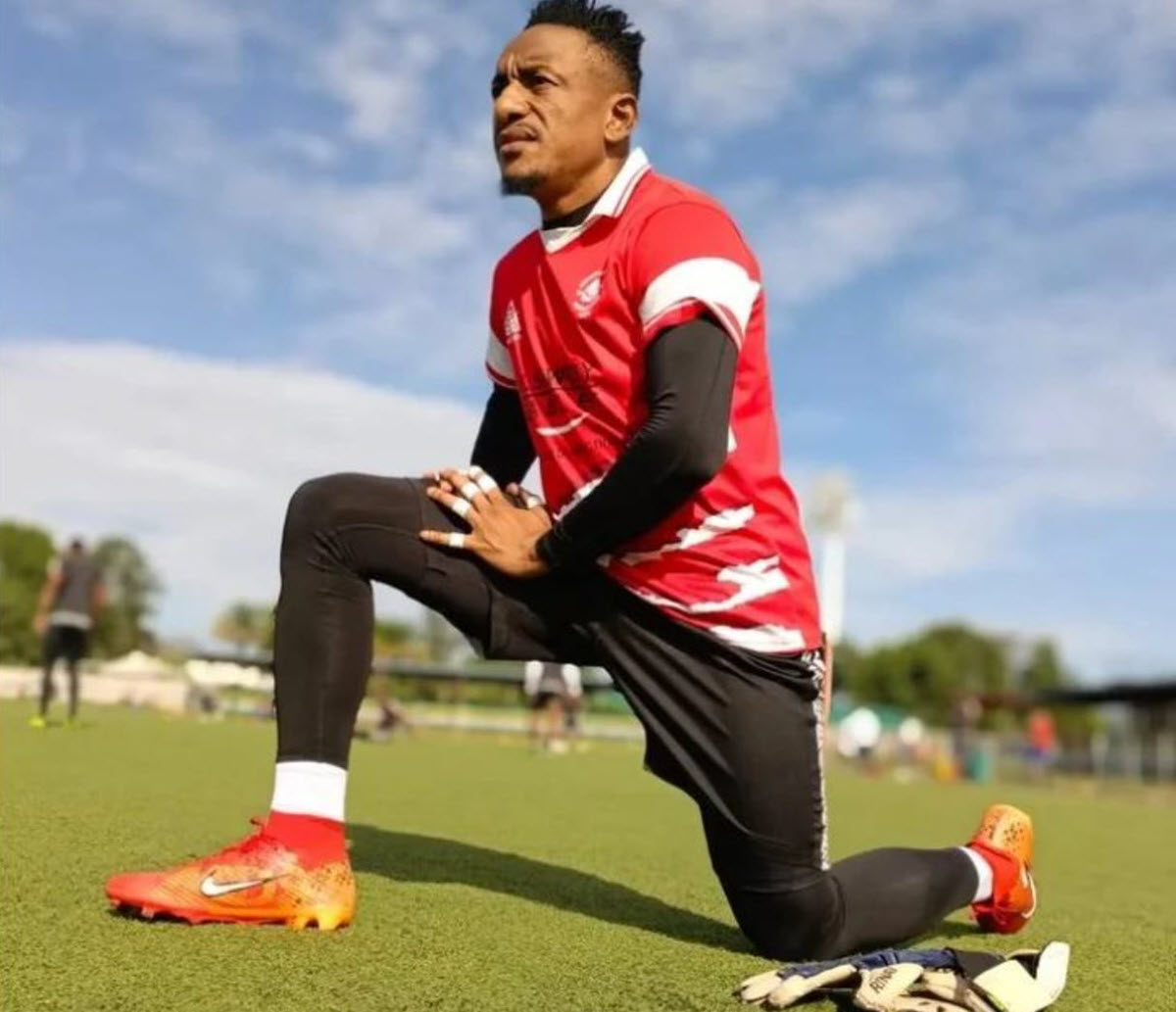 Ley Matampi Ajitoa Mapema Mbio za Kipa Bora