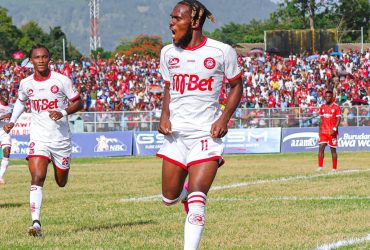 Hat Trick Dhidi ya Coastal Yampa Mukwala Mzuka Kuelekea Dabi ya Kariakoo