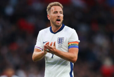 Kane Atazamia Kufikia Rekodi ya Shilton na Kuweka Historia Mpya Uingereza