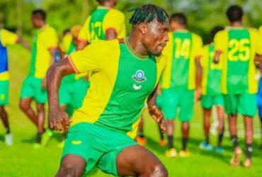 Sowah Aweka Bayana Nia Yake Yakubeba Kiatu Cha Dhahabu