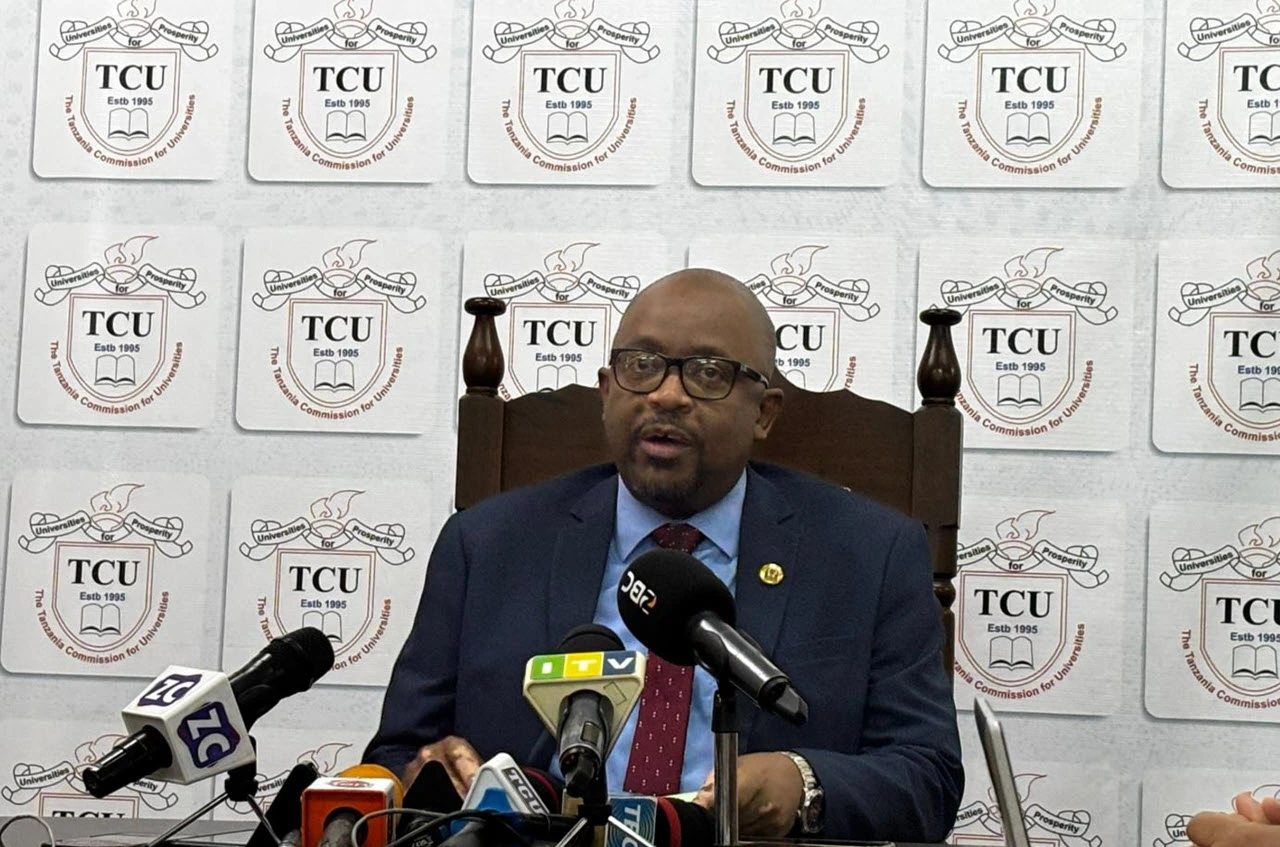 Dirisha la Maombi ya Vyuo Vikuu 2025/2026 Lafunguliwa Rasmi – Tuma Maombi Kabla ya 10 Agosti