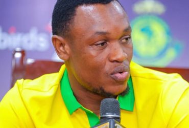 Bakari Mwamnyeto Atoa Wito Kwa Mashabiki Kujitokeza Kwa Mkapa