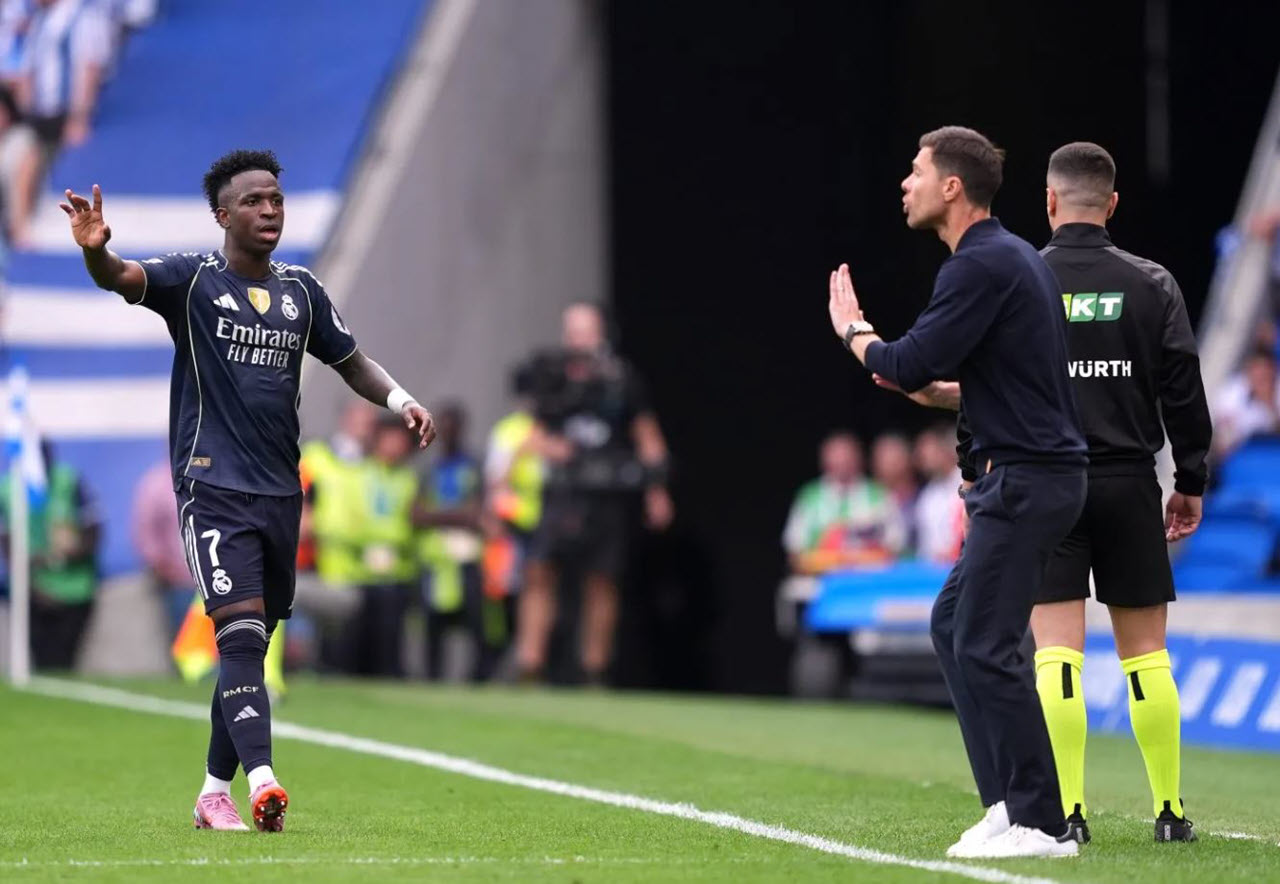 Xabi Alonso Afurahishwa na Kiwango Cha Vinicius JR